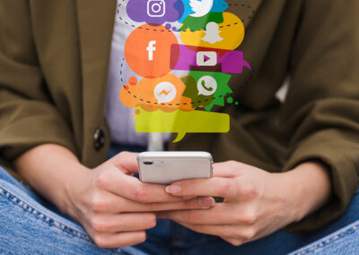 Mejora e impulso de la comunicación de los comercios a través de las TICs